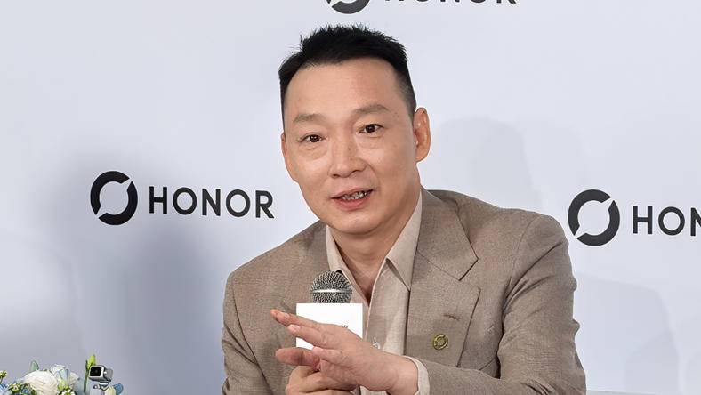 海外销量增长20%,李健还在焦虑荣耀高端化